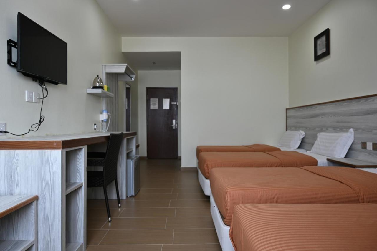 Cenang View Hotel Pantai Cenang  Exterior photo