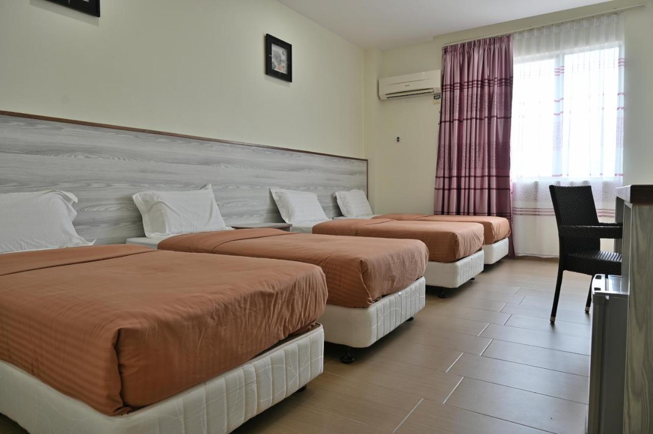 Cenang View Hotel Pantai Cenang  Exterior photo