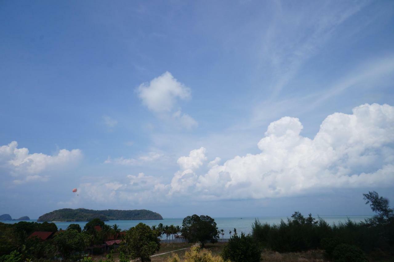 Cenang View Hotel Pantai Cenang  Exterior photo