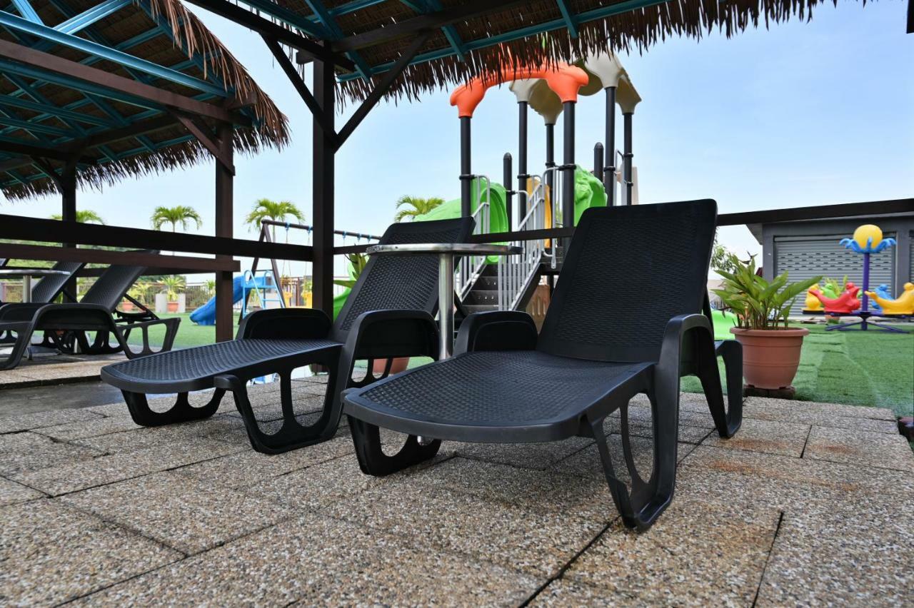 Cenang View Hotel Pantai Cenang  Exterior photo
